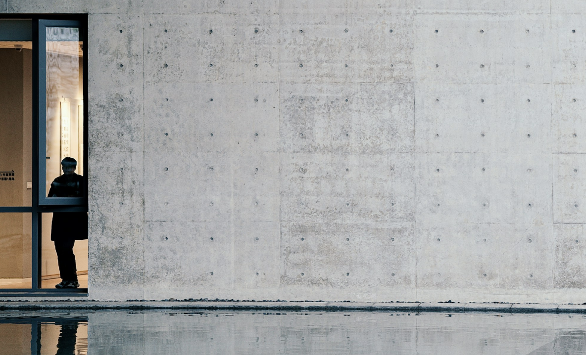 The Sales Trap: Why 73% of Scale-Ups Hit the Wall at Series A (And How to Break Free)